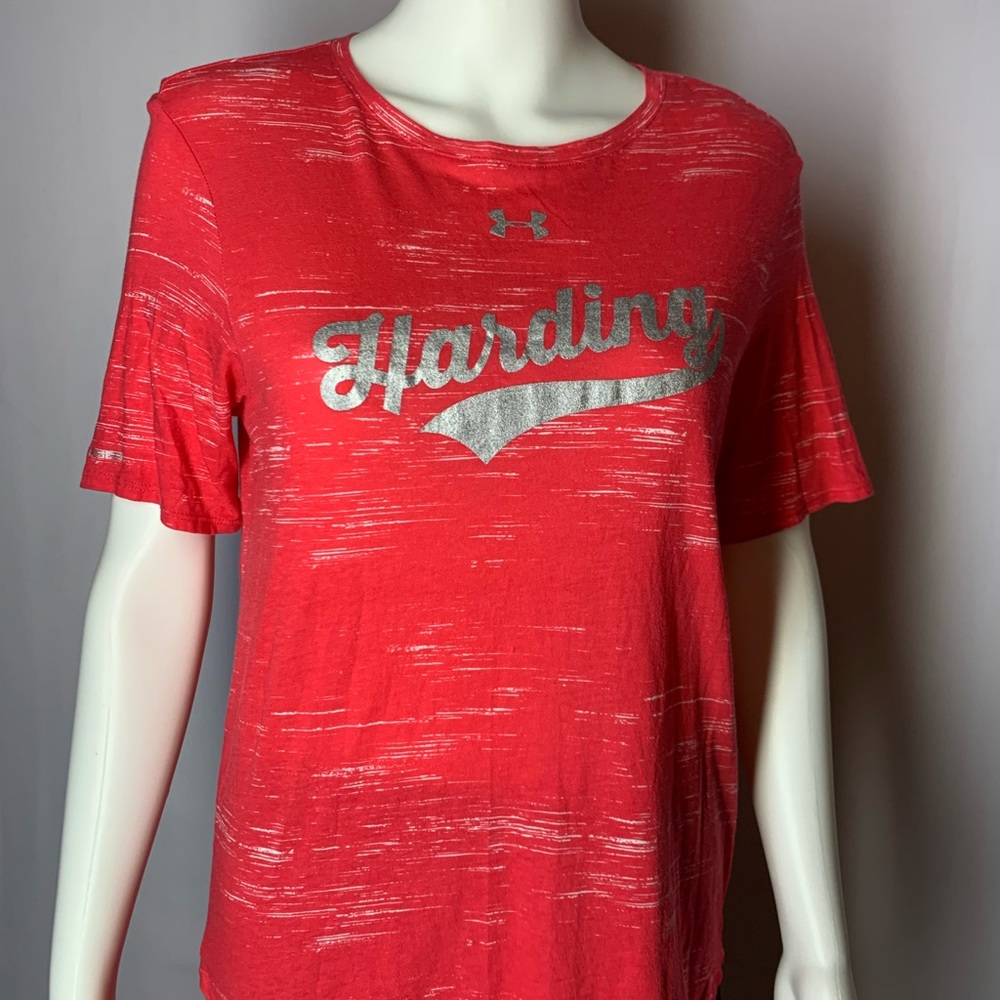 Under armour women’s short sleeve size Large
